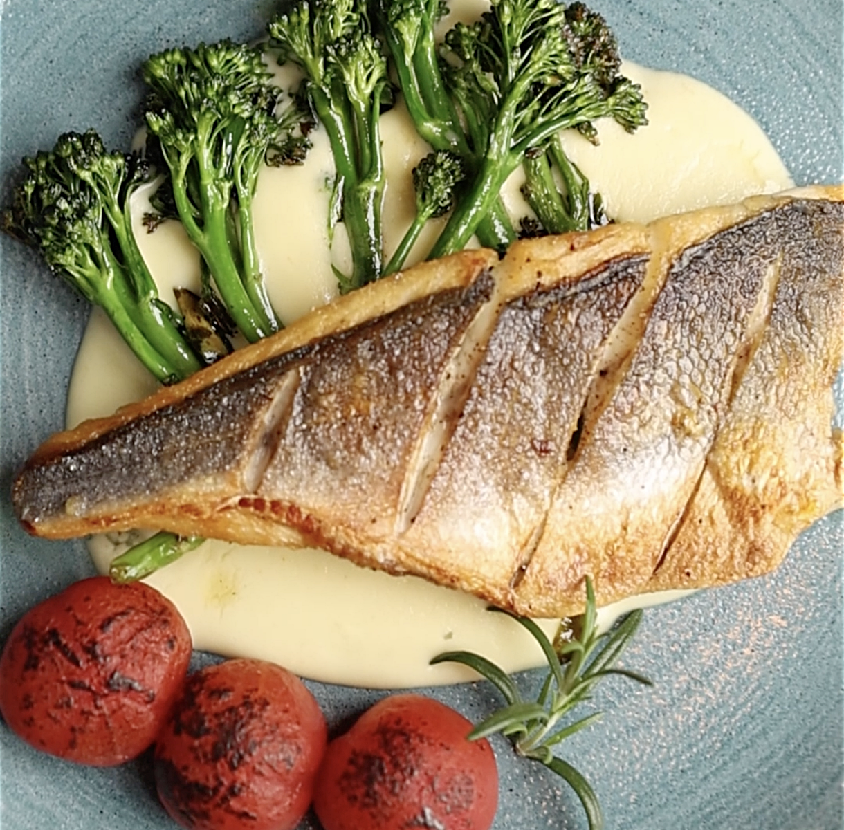 Crispy White Fish with Lemon Butter Cream Sauce
