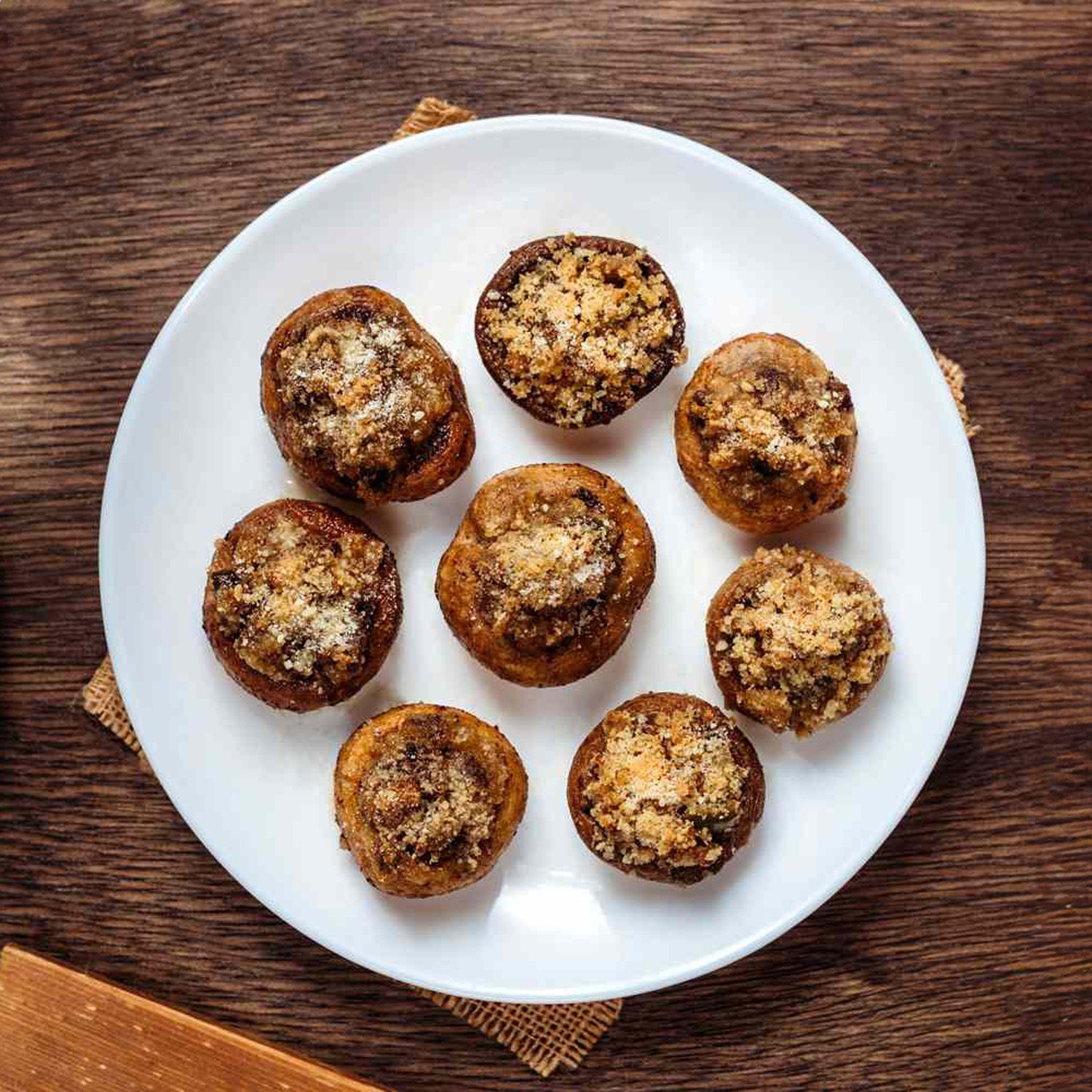 Garlic Butter Roasted Mushrooms: A Tasty Side for Salad Wholesale