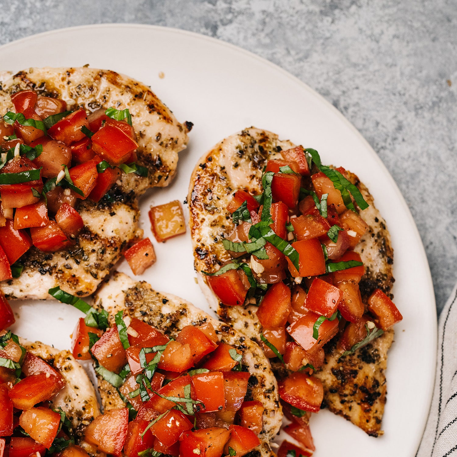 Bruschetta Chicken 🍅 🍗